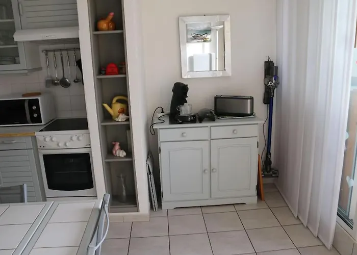 307, Héliopolis K Au Village Naturiste